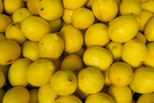 Limones amarillos frescos. —  Fotos de Stock