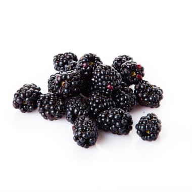 Organik böğürtlen yığını