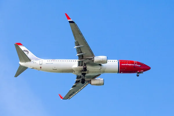 Trafikflygplan av norska air shuttle — Stockfoto