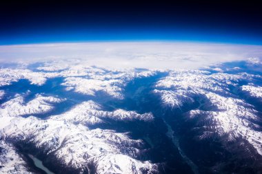 Dağların güzel manzarası.