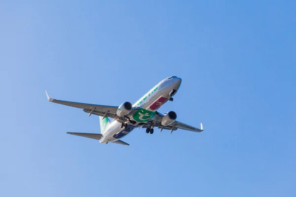 Transavia Boeing 737 närmar sig — Stockfoto