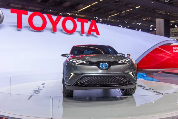 Toyota C-Hr kavramı - dünya prömiyeri — Stok fotoğraf
