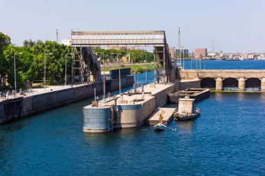 Bent kapısı Nil Nehri üzerinde
