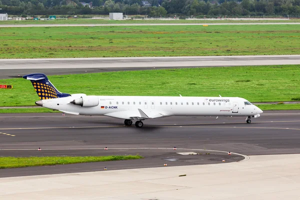 Bombardero Eurowings CRJ-900 NG — Foto de Stock