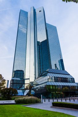 İkiz Kuleler Deutsche Bank ı ve II
