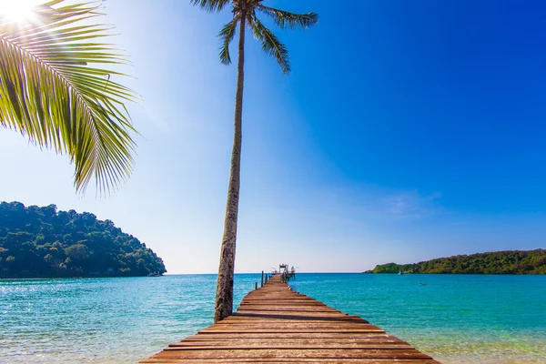 Old wooden pier — Stock Photo, Image