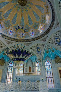 ünlü Qol Şerif Camii