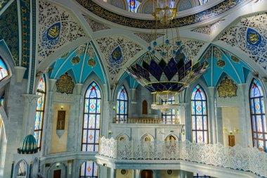 İç ünlü Qol Şerif Camii