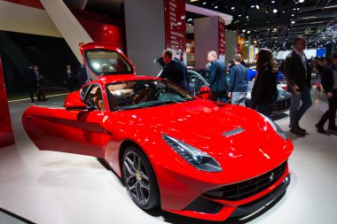 Ferrari 488 Spider presented