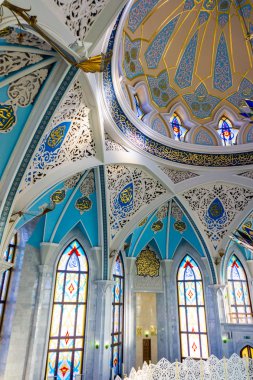 ünlü Qol Şerif Camii