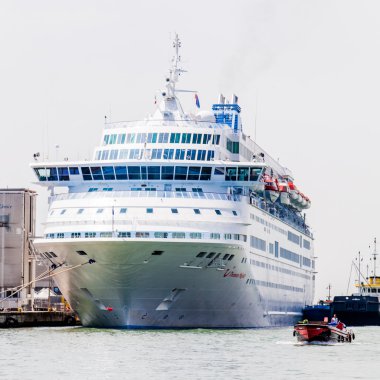 Yolcu gemisi Thomson Majesteleri