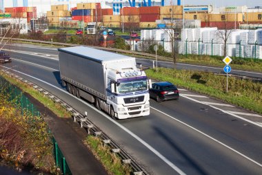 karayolu taşıma kamyonu