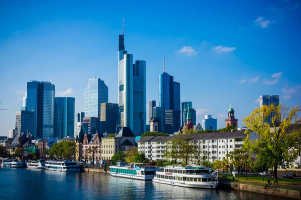 Skyline von Frankfurt, Deutschland. — Stockfoto