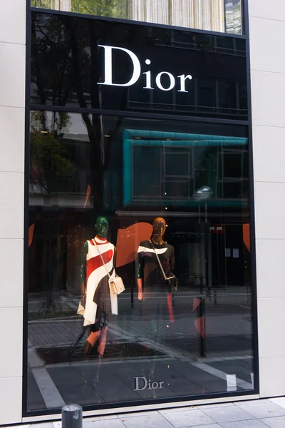 Window view of Dior store, Germany — Stock Photo, Image