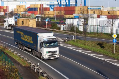 karayolu taşıma kamyonu