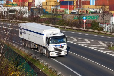 karayolu taşıma kamyonu