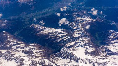 Dağların güzel manzarası.