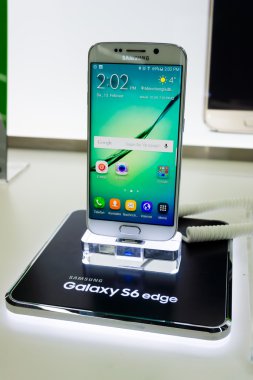 Yeni Samsung Galaxy S6