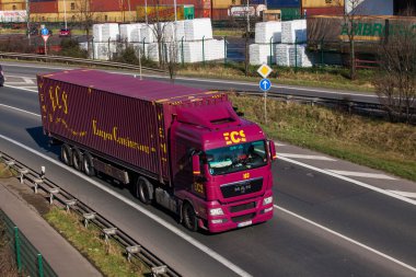 karayolu taşıma kamyonu