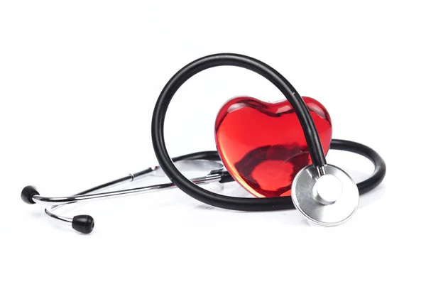 Червоне серце і стетоскоп . — стокове фото