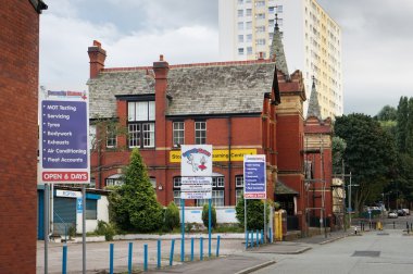 Pazar akşamı bir il İngilizce şehirde