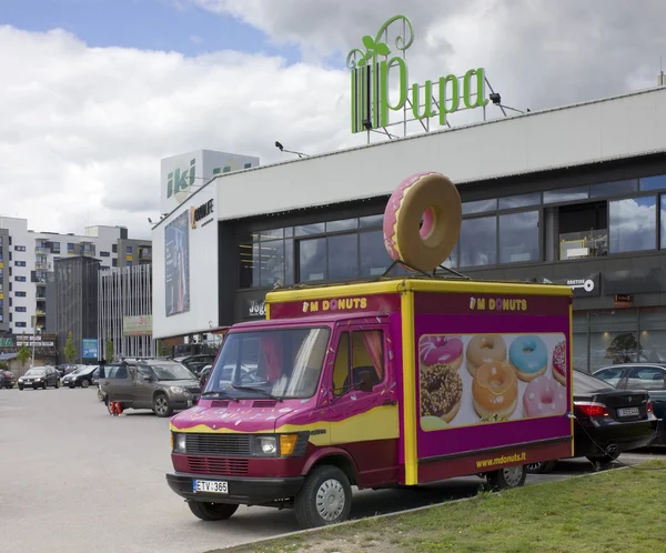 Donuts creativos americanos vendiendo — Foto de Stock