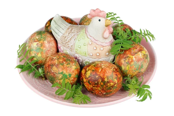 Ostern Handbemalte Eier Und Ton Huhn Isoliert Auf Weiß — Stockfoto