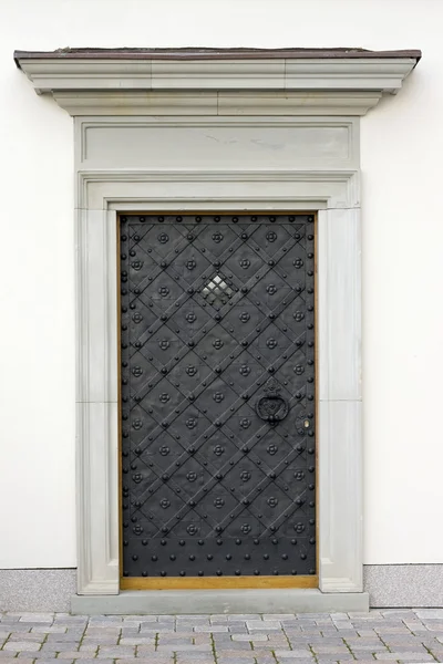 现代的铁门 — 图库照片