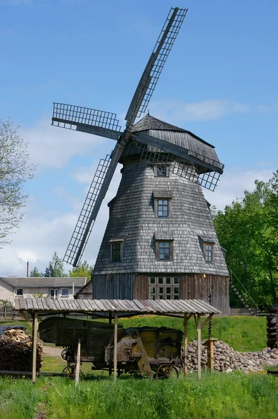 Oude windmolen — Stockfoto