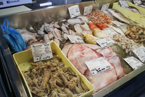 Mercato italiano dei prodotti del mare — Foto Stock