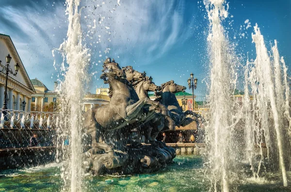 Fontana Geyser (Le quattro stagioni ) Immagini Stock Royalty Free