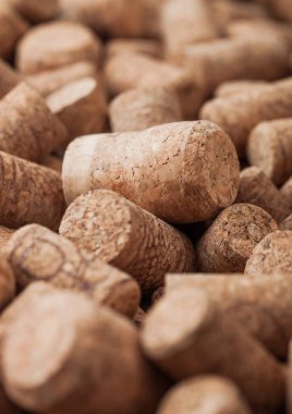 Çeşitli şarap ve şampanya mantarları. Makro