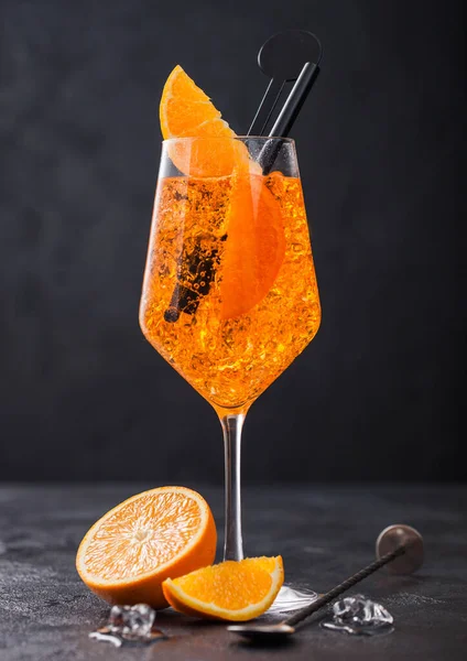 Glass Aperol Spritz Summer Cocktail Orange Slices Bar Spoon Black — Stok fotoğraf