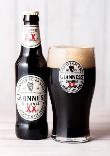Londen April 2018 Fles Van Guinness Extra Stevige Bierfles Een — Stockfoto