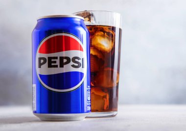 LONDON, İngiltere - 21 AĞUSTOS 2025: Pepsi Cola.