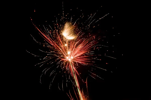 Feuerwerkskörper explodieren — Stockfoto