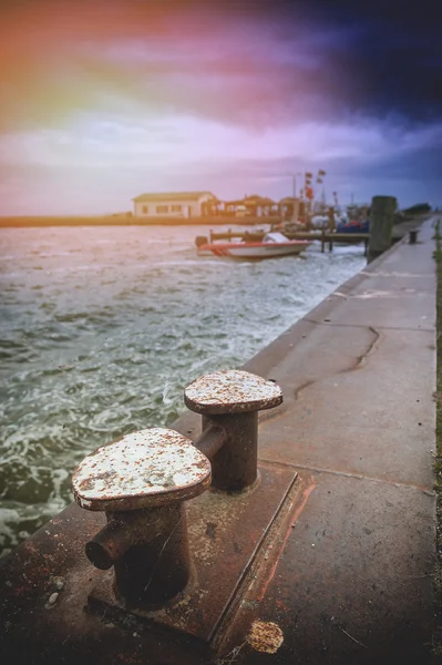 Boat moored in the harbor — Stock Photo, Image