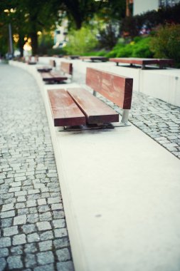 Parktaki boş bank