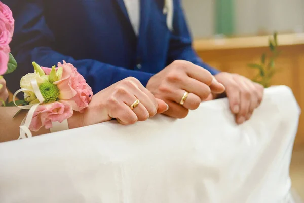 Belos Dois Anéis Casamento Dourados Feito Material Mais Alta Qualidade — Fotografia de Stock