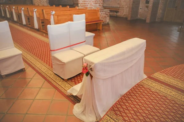 Santuario Iglesia Antes Una Ceremonia Boda Sillas Vacías Para Novios — Foto de Stock