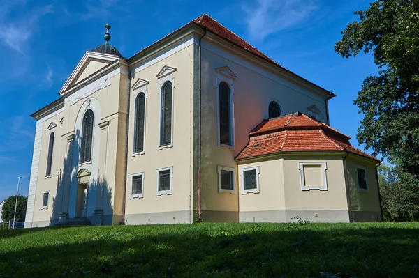 Iglesia Luterana Clasicista en Sycowo — Foto de Stock
