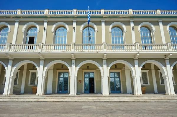 Facade of museum — Stock Photo, Image