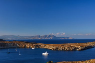 Yarımada ve dağlar 