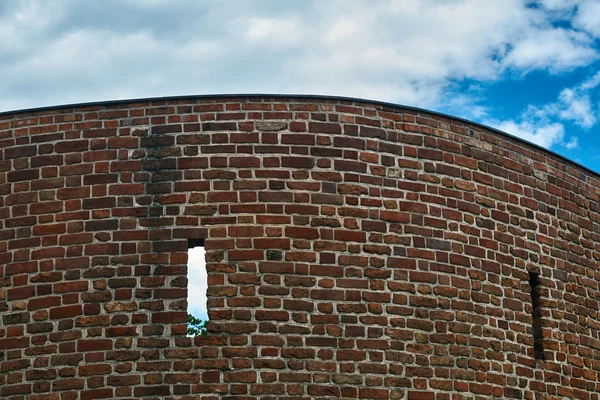 Fragment of brick medieval fortifications — Stock Photo, Image