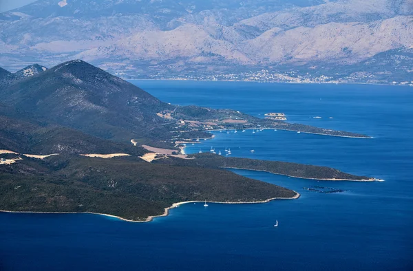 Vue de l'île grecque de Lefkada à la mer Ionienne — Photo