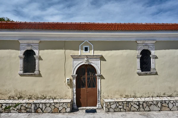 Ingresso alla chiesa ortodossa in Grecia — Foto Stock