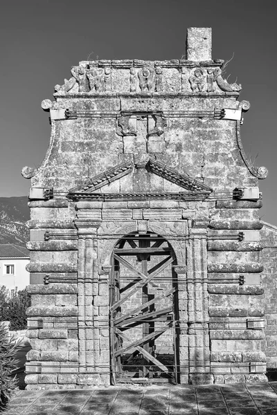 Poort Klokkentoren Van Historische Orthodoxe Kerk Van Evangelistrië Het Eiland — Stockfoto