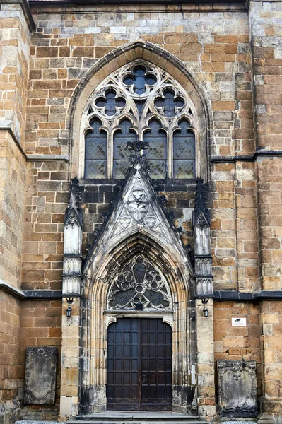 Stenen Portaal Glas Loodraam Naar Historische Kerk Stad Zlotoryja Polen — Stockfoto