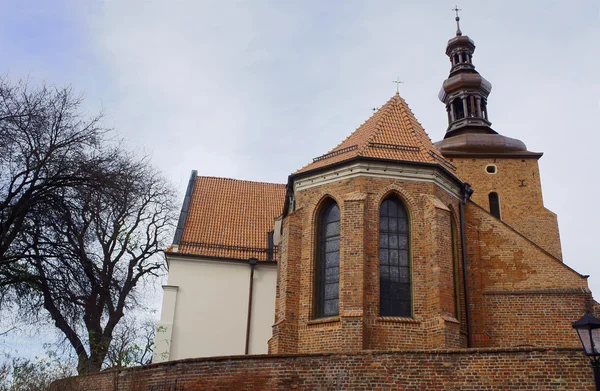 Gotische parochiekerk — Stockfoto