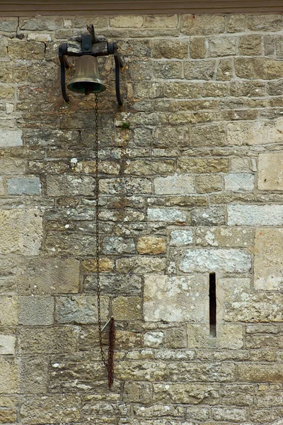 La campana en la pared —  Fotos de Stock